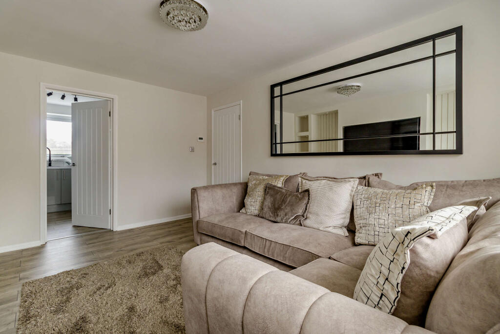 Apartment in Sheffield - View 3