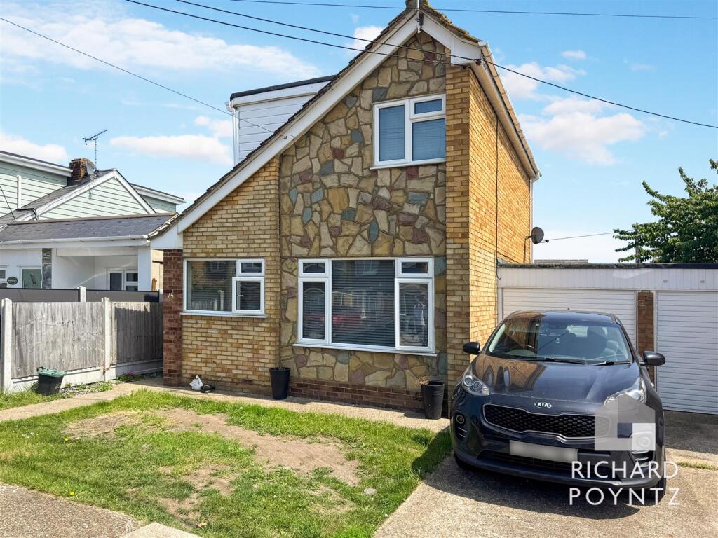 3-bed detached on Lappmark Road, Canvey Island, £350,000