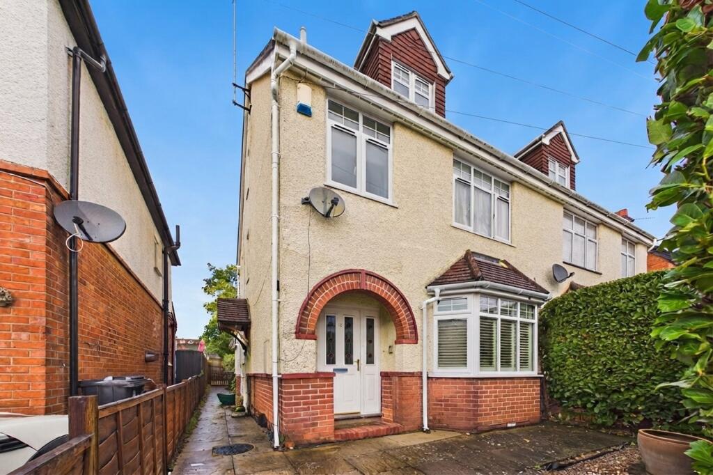 Main image of property: Wescott Road, Wokingham, Berkshire, RG40