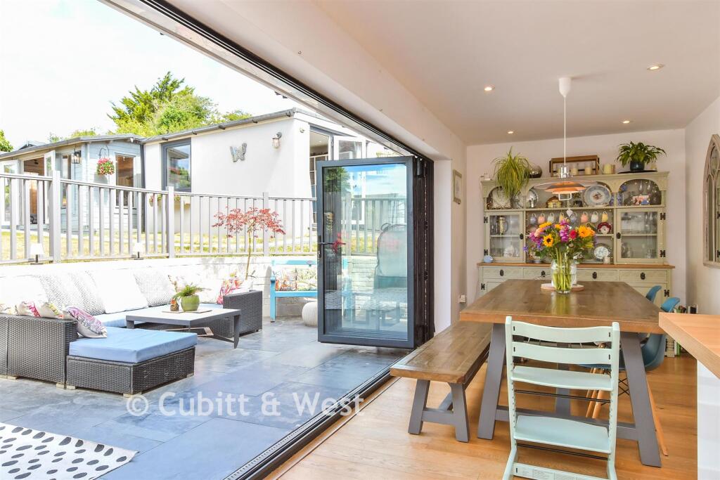 House in Brighton - More
