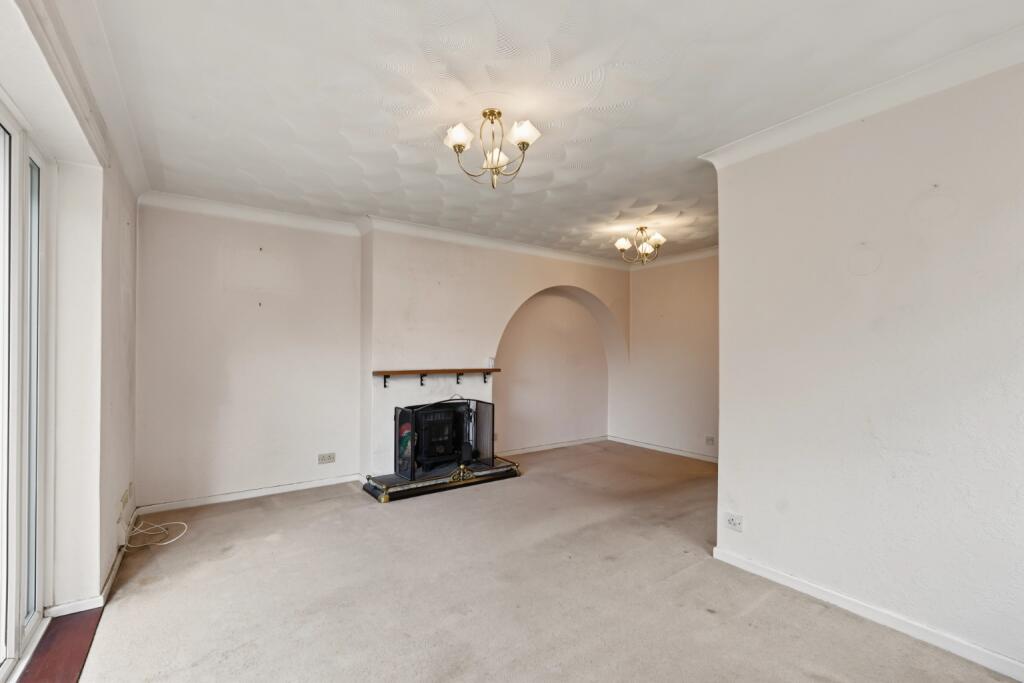 Wentworth Drive, Rainham photo 4
