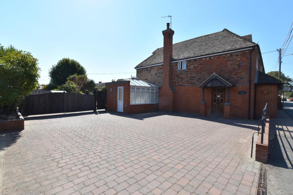 House in Tonbridge - View 3