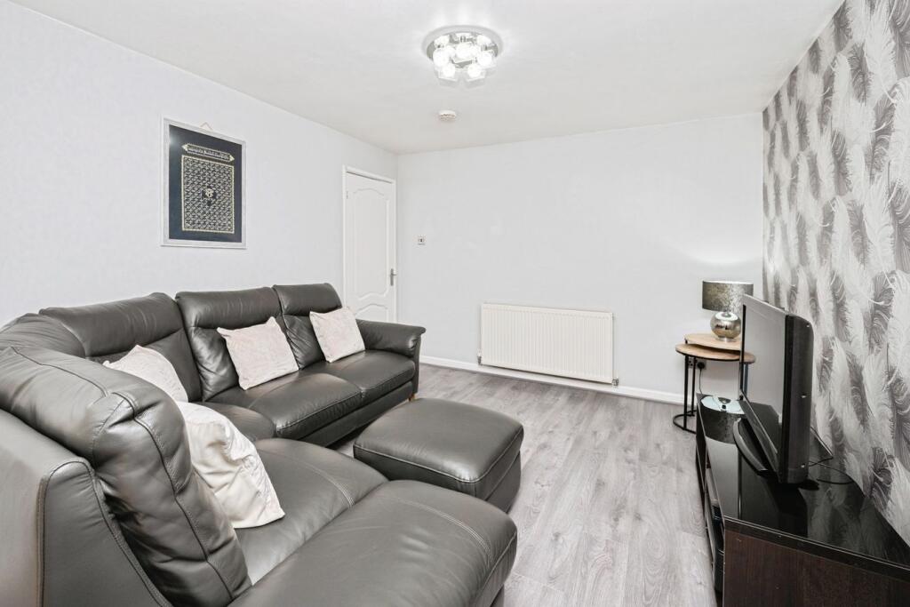 House in Stockport, Handforth - View 5