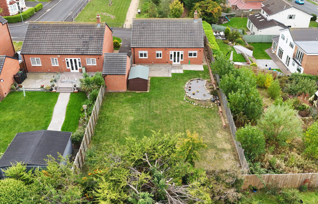 House in Stockton-on-Tees - More