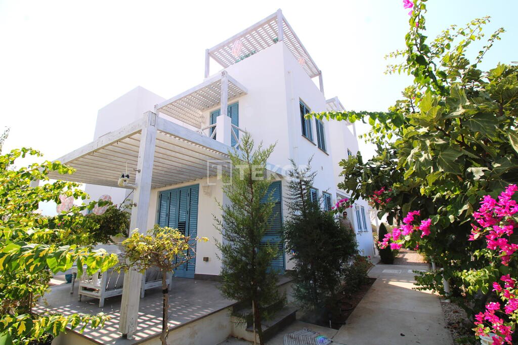Main image of property: Kyrenia/Girne, Karaagac