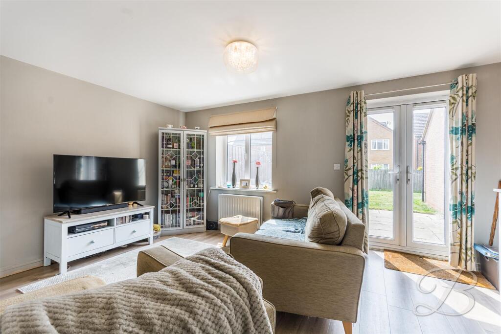 House in Mansfield, Ladybrook - More