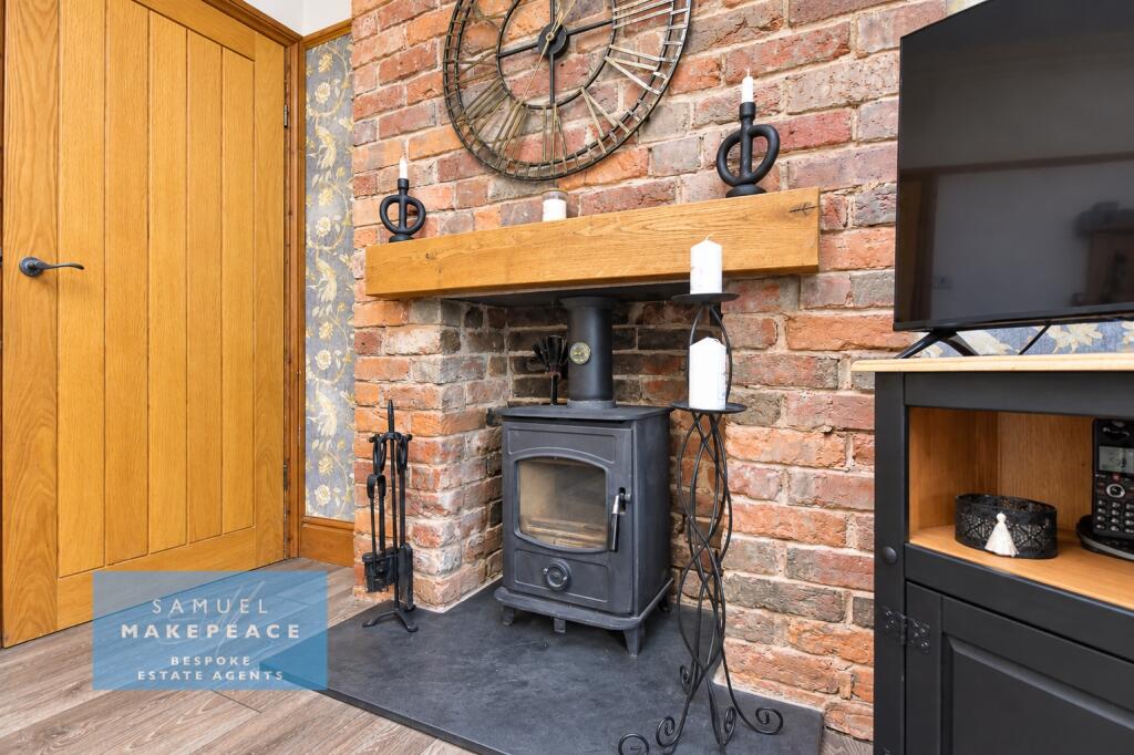 House in Stoke-on-Trent - View 5