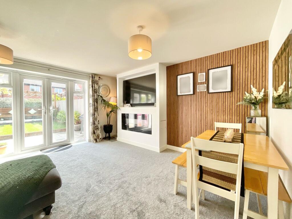 House in Crewe, Cheshire East - View 2