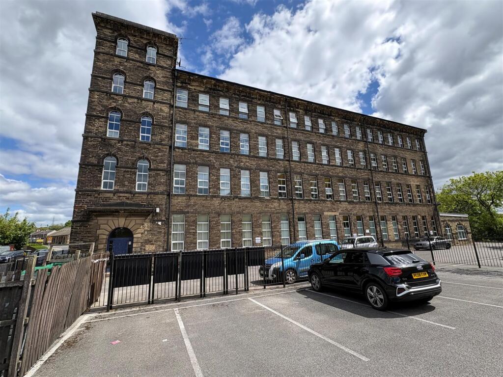 Main image of property: Balme Road, Cleckheaton