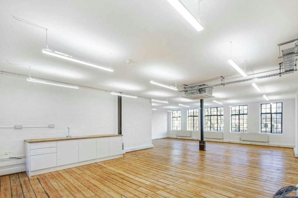 56-58 Clerkenwell Road