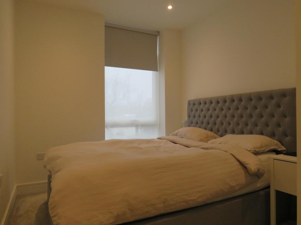 Apartment in St Albans - View 5