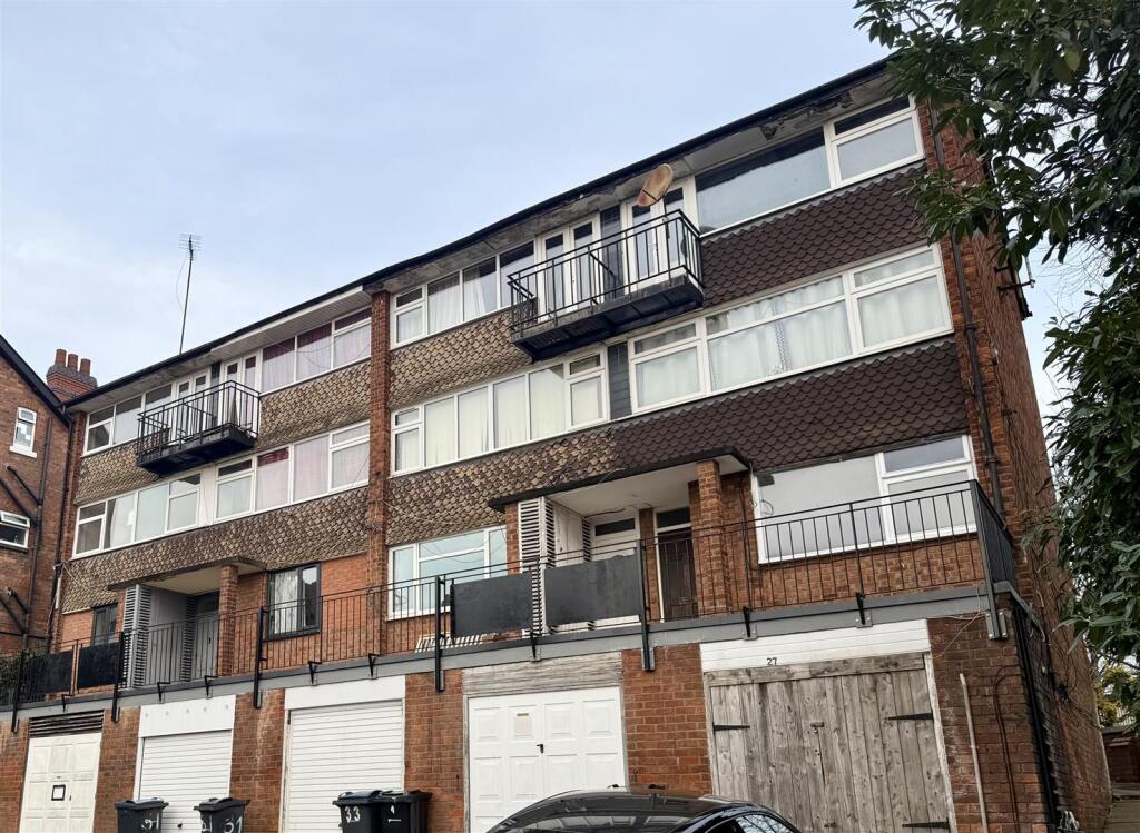 Additional image 3 of Park Avenue, Hockley