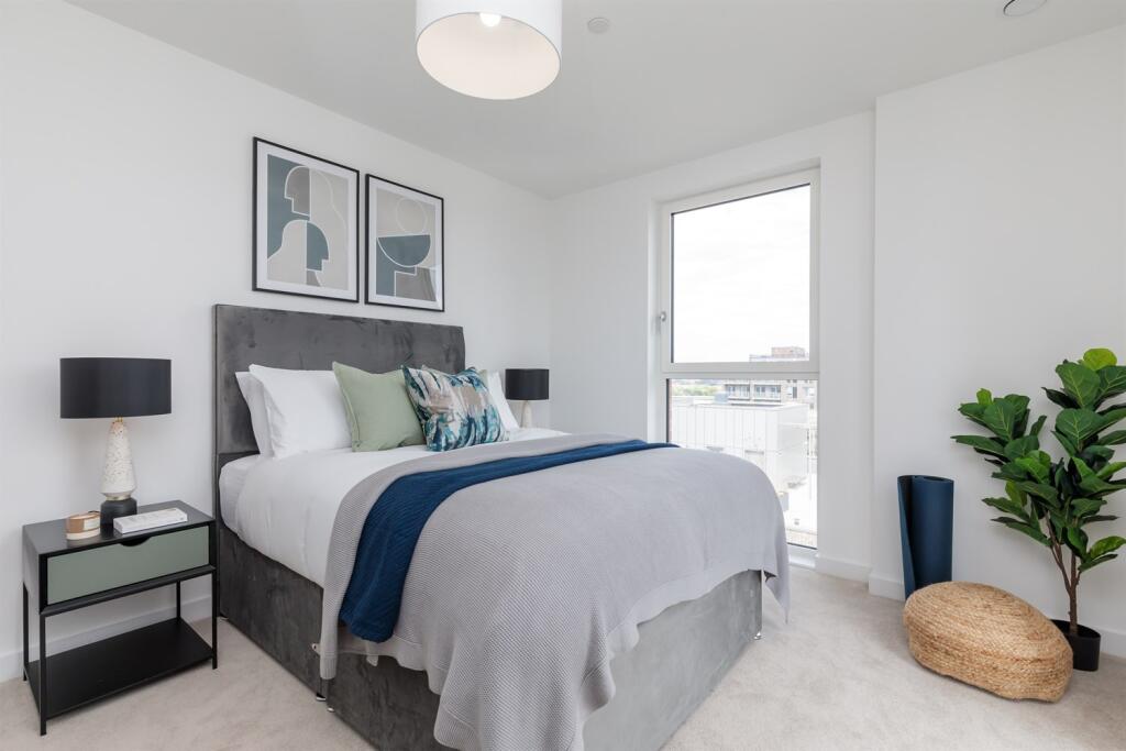 Apartment in London - View 3