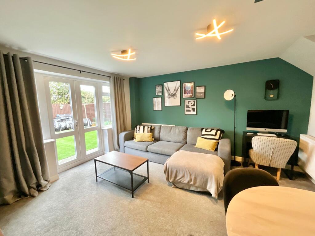 Arundel Drive, Cheadle, ST10 photo 2