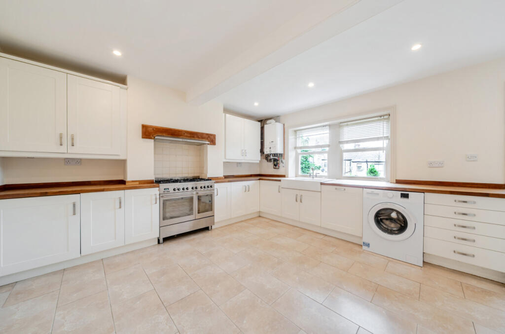 22, Thornhill Street, Calverley, Pudsey, West Yorkshire, UK, LS28 photo 4