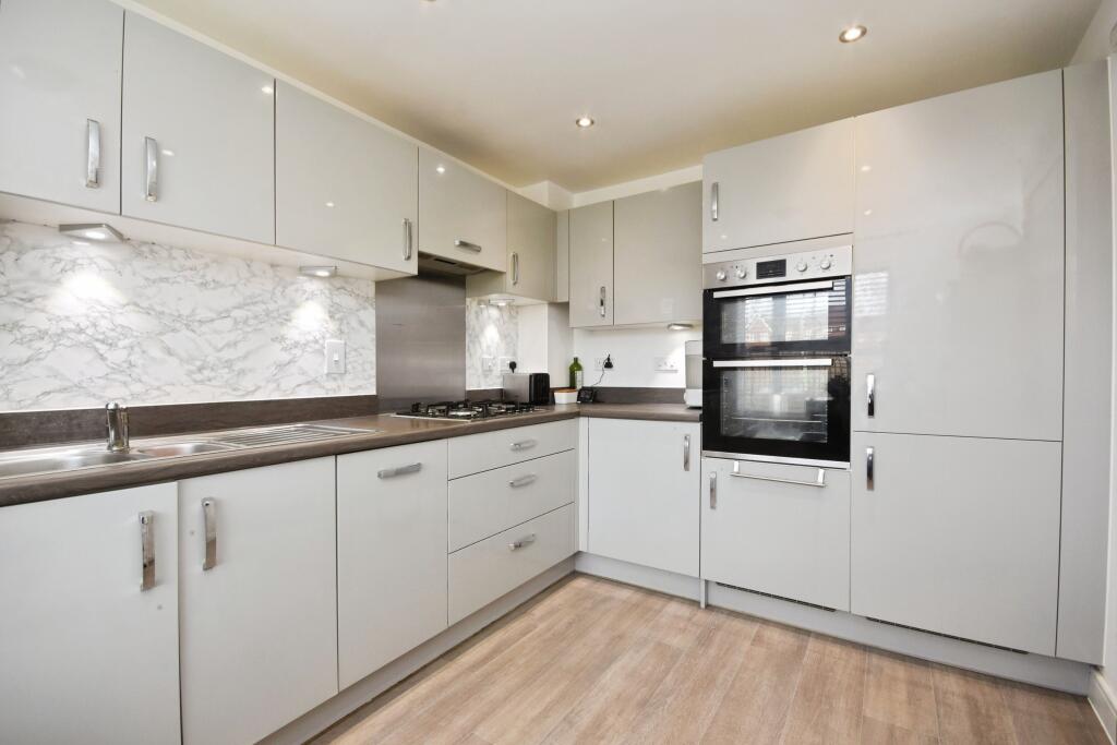 Chapelwent Road, Haverhill, CB9 - View 4