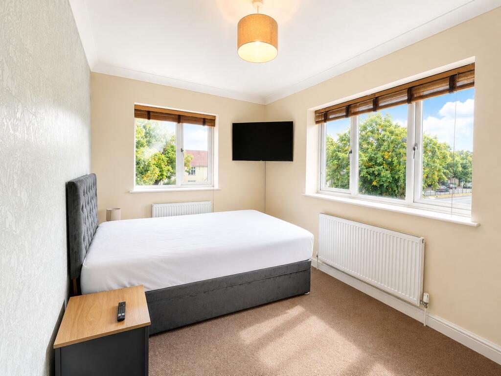 Main image of property: Room To Rent, Sandford Road, Balby, DN4 8EU