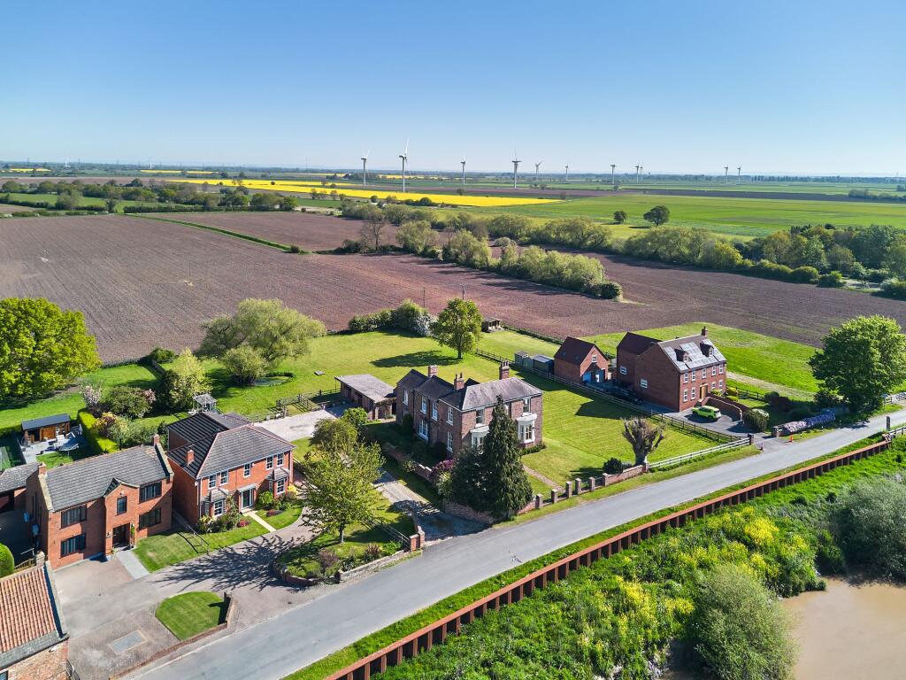 House in Selby, North Yorkshire - View 2