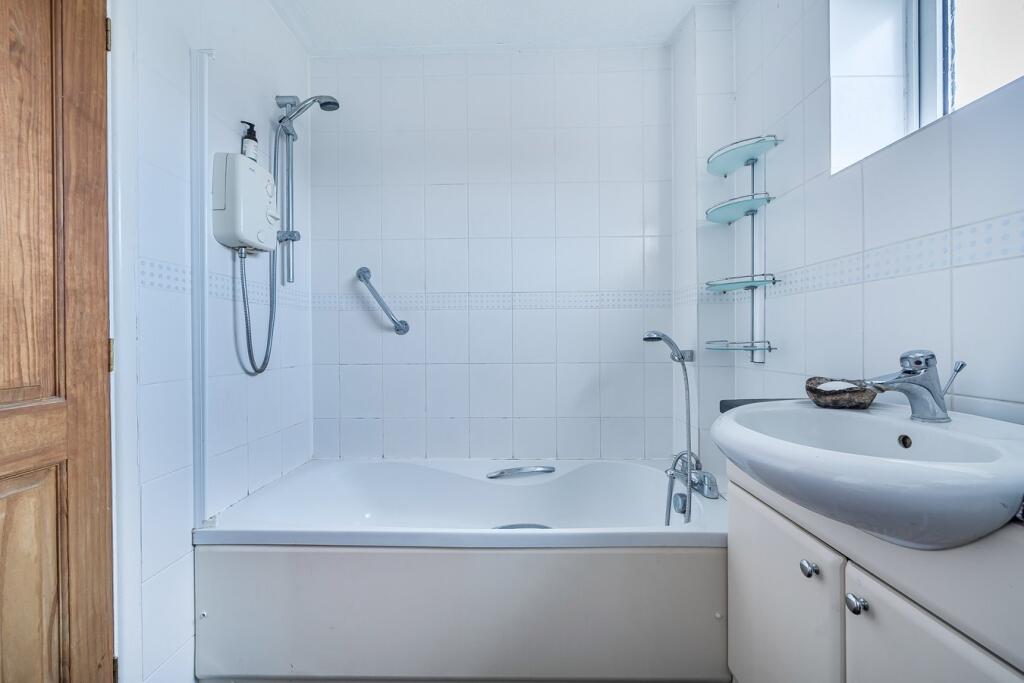 Additional image 23 of Chestnut Close, Frome, BA11