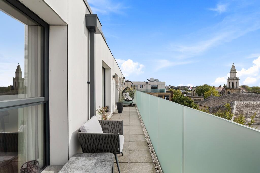 Apartment in London - View 4