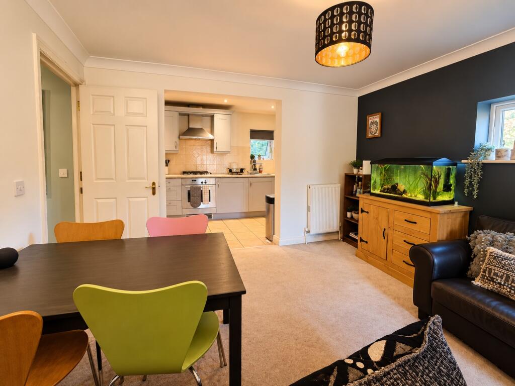 Apartment in Southampton - More