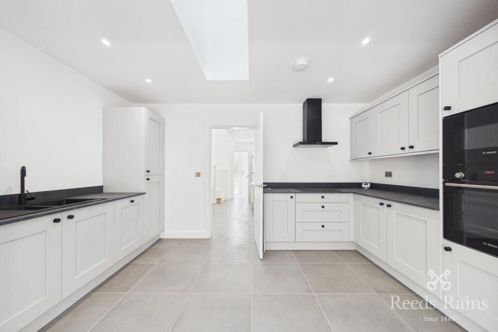 House in St Helens, Portico, Nutgrove - View 5