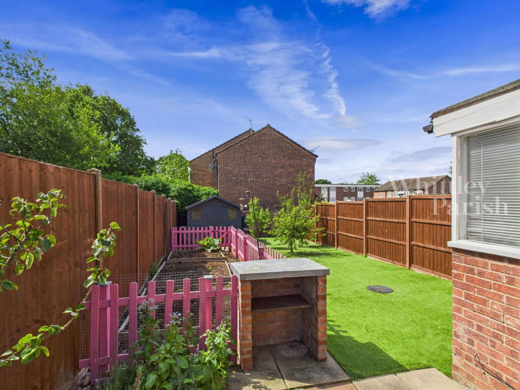 Gainsborough Avenue, Diss photo 3
