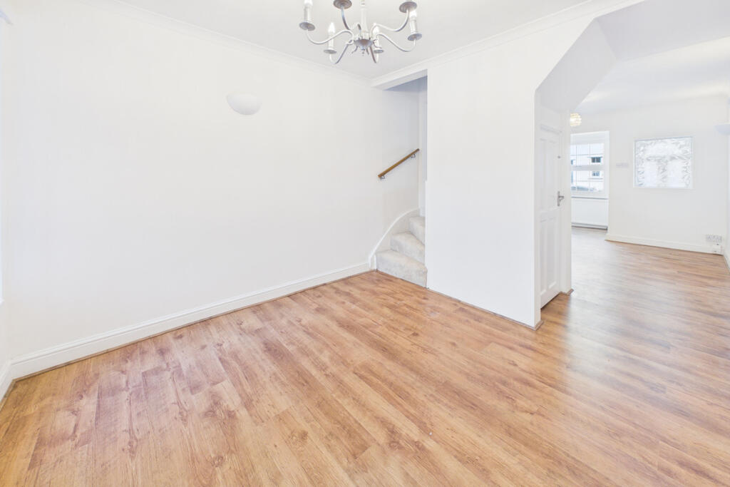 House in Dacorum, Boxmoor - View 2
