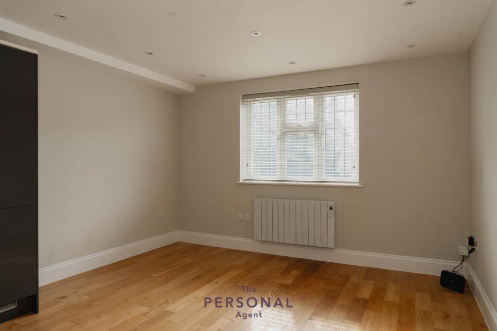 Main image of property: High Street, Banstead