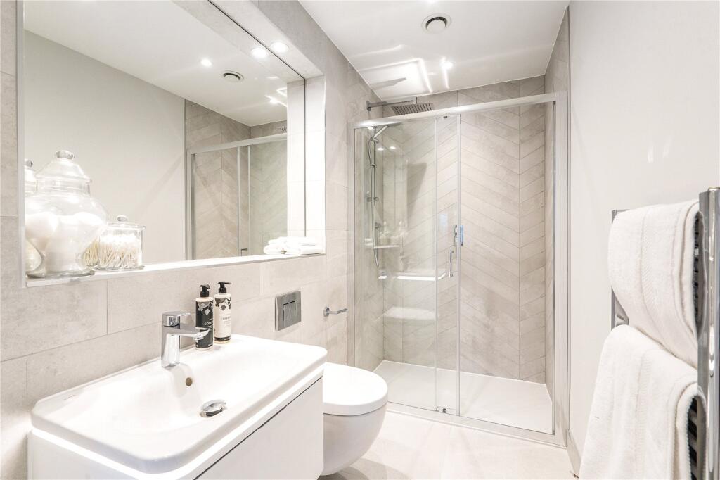 Additional image 13 of House 187 Bridgetower Drive, Holburne Park, Warminster Road, Bath, BA2