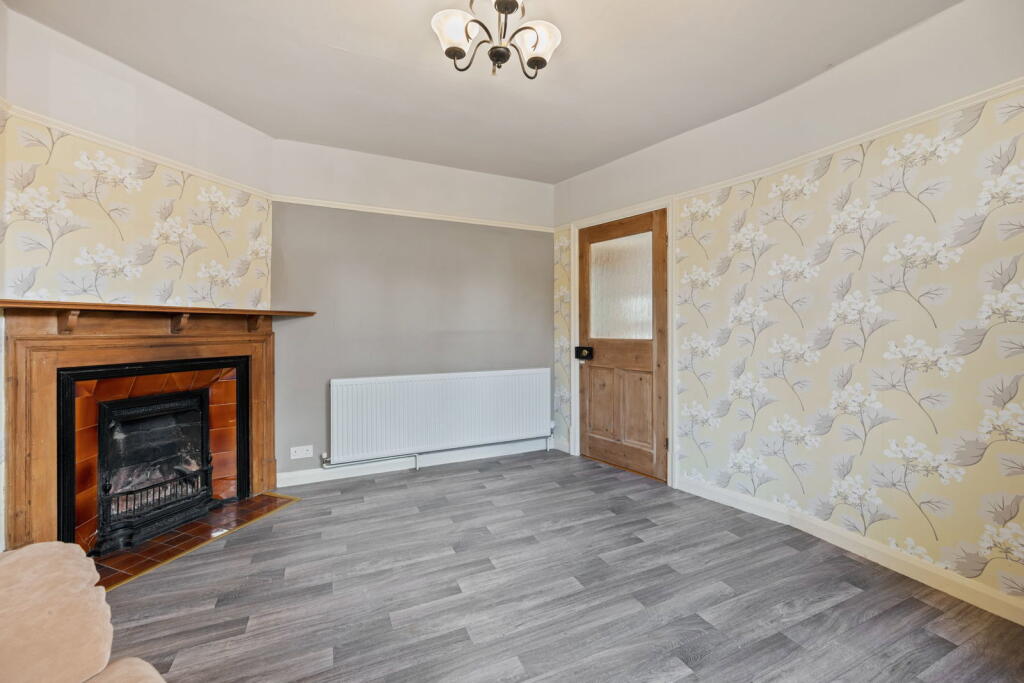House in Kettering, Leisure Village - More