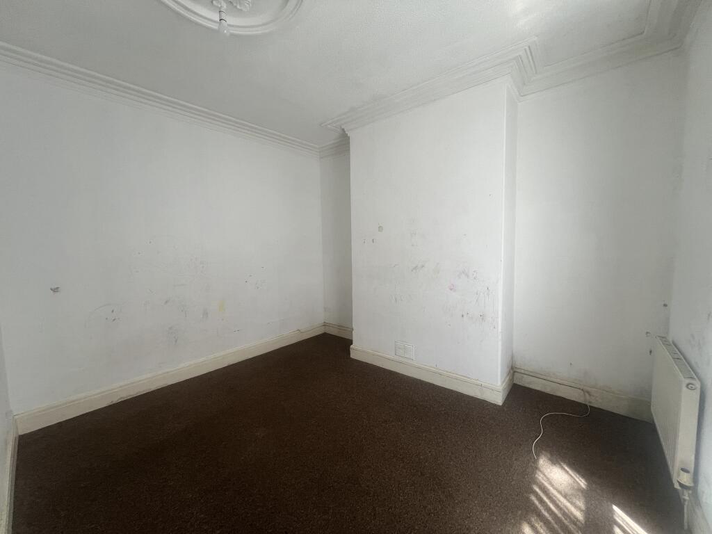 Apartment in Plymouth - View 5