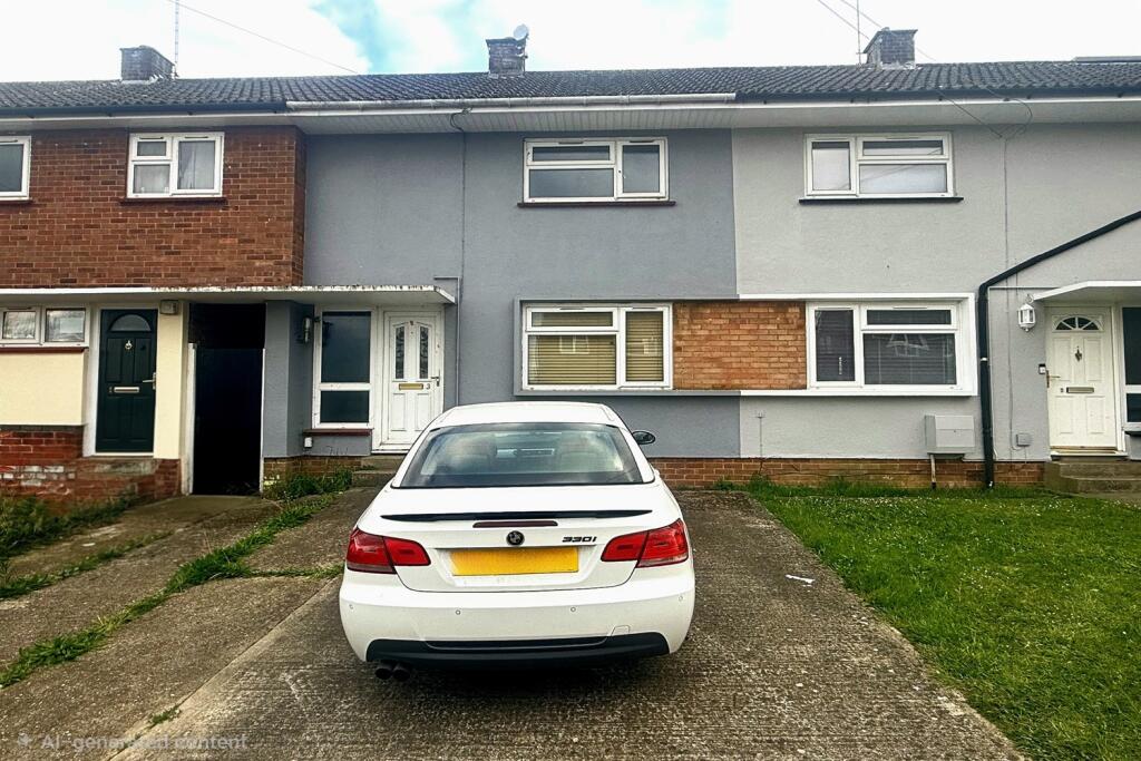 2-bed terraced on Alexander Road, Braintree, Essex, CM7, £230,000