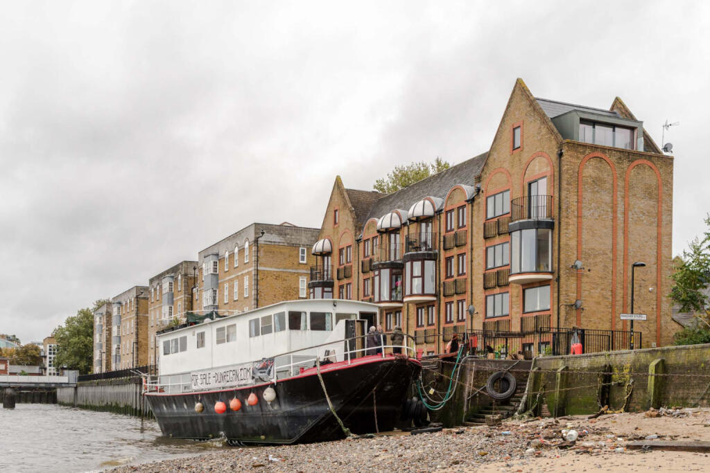 Main image of property: Ancient Moorings, 144-149 Rotherhithe St, Rotherhithe, London, SE16