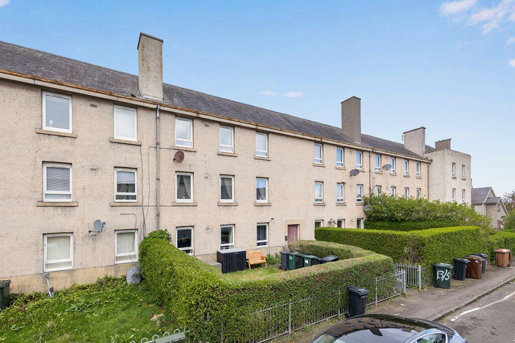 Main image of property: 13/3 Wardieburn Street East, Edinburgh, EH5 1DN