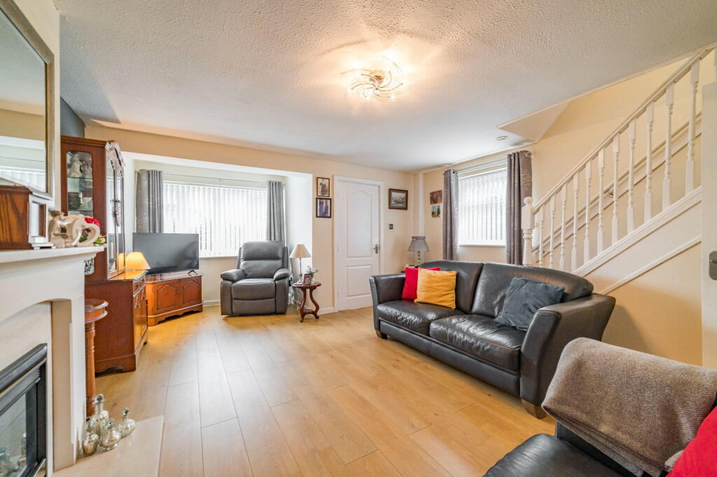 House in Rochdale, Greater Manchester - View 4