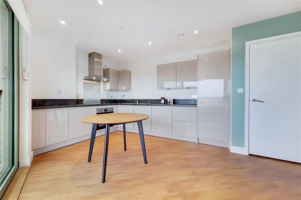 Main image of property: 23 Green Street, London, NW10