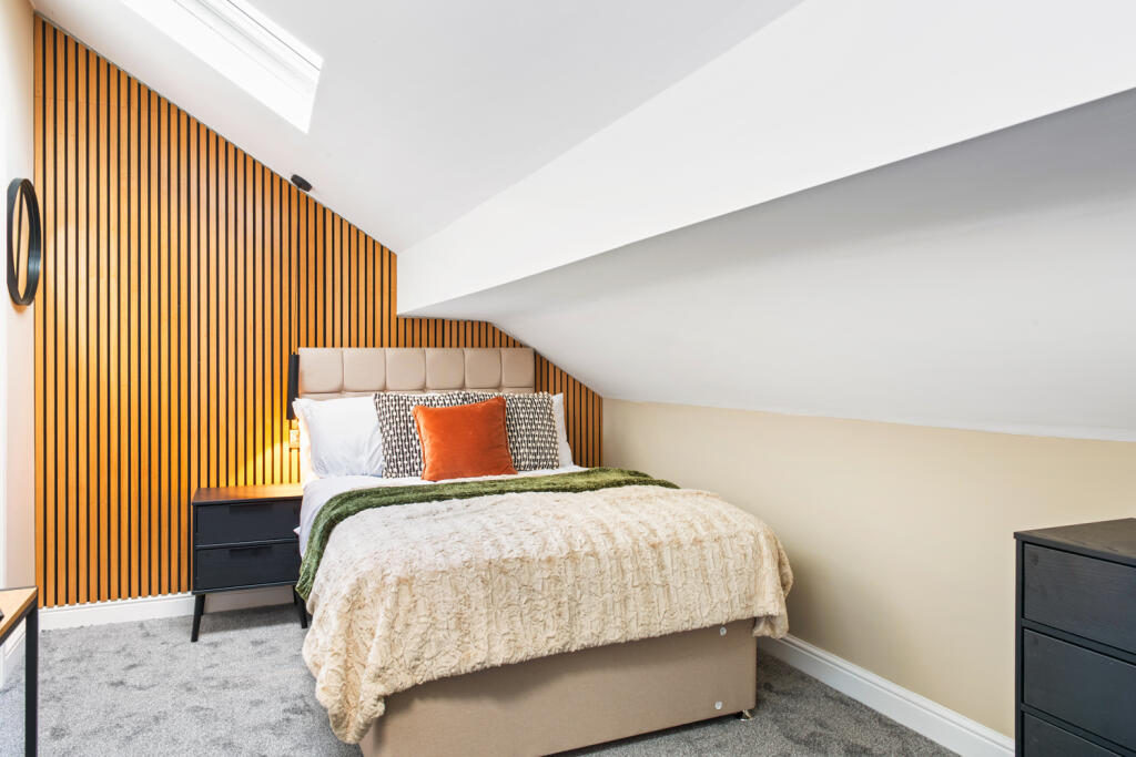 Main image of property: Room 5 Cranmer Street, Long Eaton, NG10 1NJ