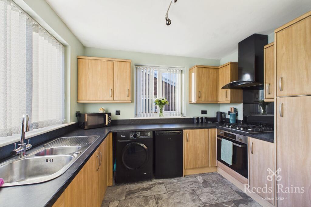 House in Wakefield - View 4