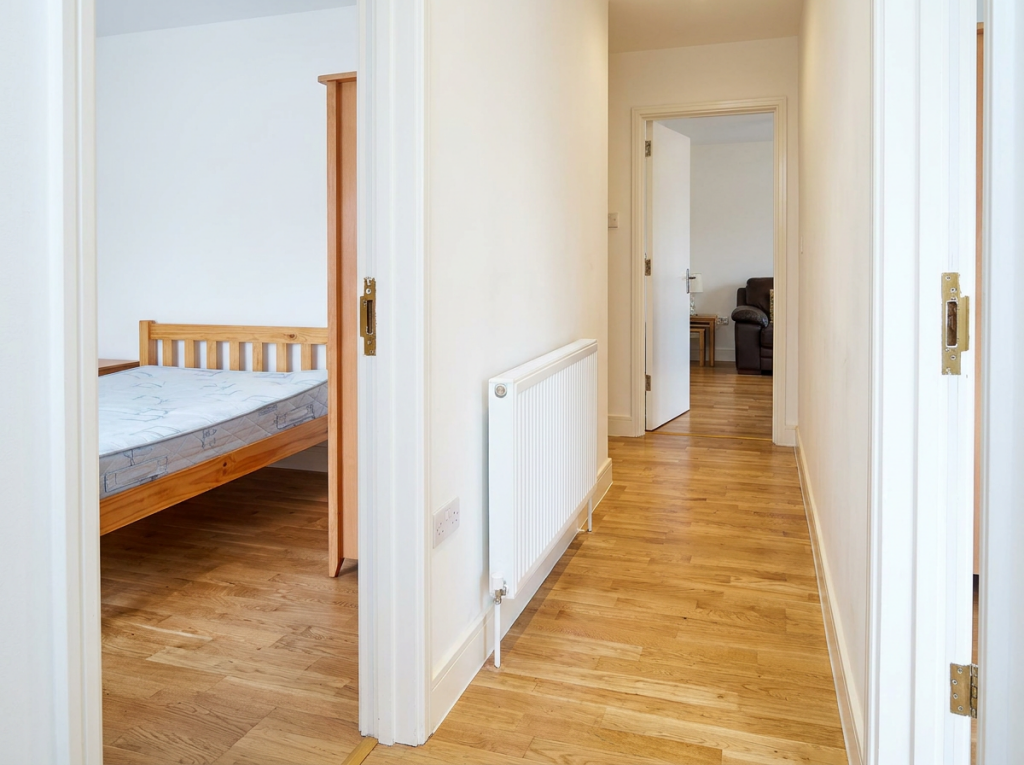 Apartment in Birmingham, Bournbrook - View 4