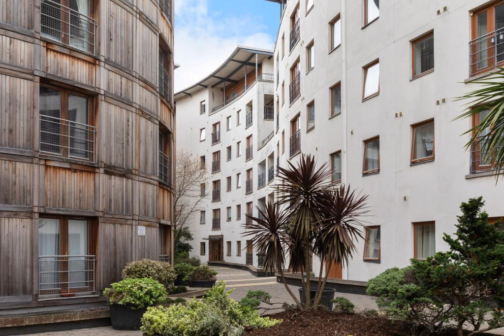 Main image of property: 3 Spencer House, Custom House Square, IFSC, Dublin 1, D01 E7W8