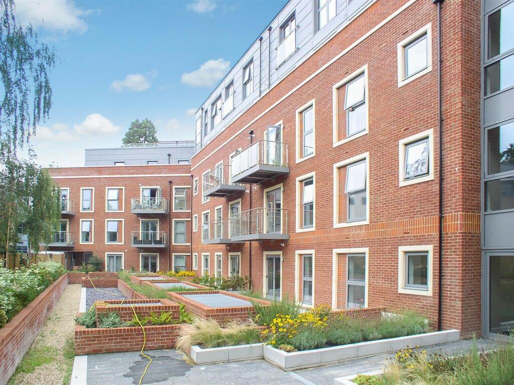 Main image of property: 30 Queens Road, Weybridge