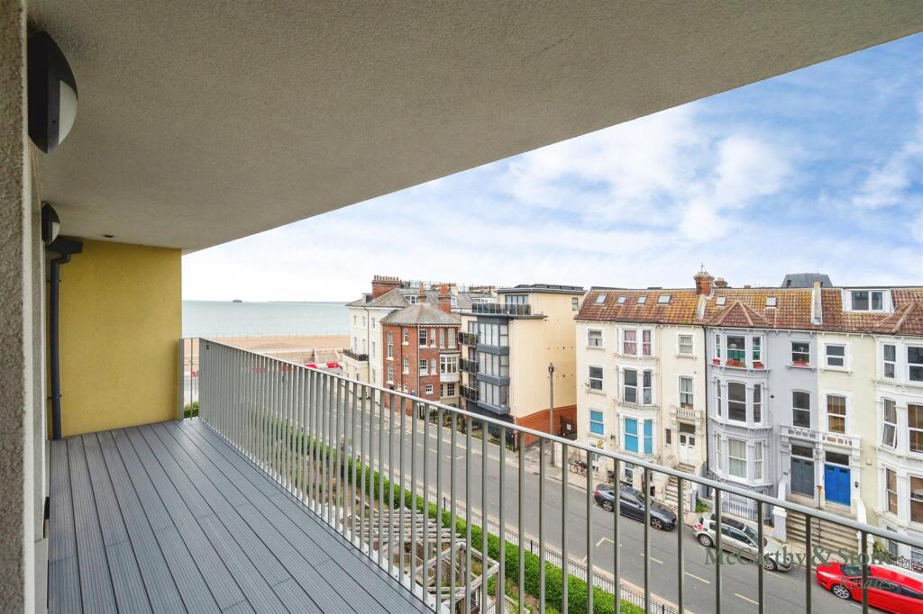 2 Bedroom Flat in PO4 0DE