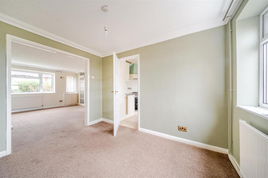 Herne Rise, Ilminster, Somerset photo 4
