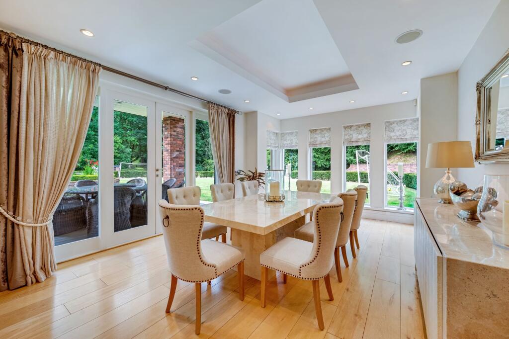House in Wigan, Thornhill - View 4