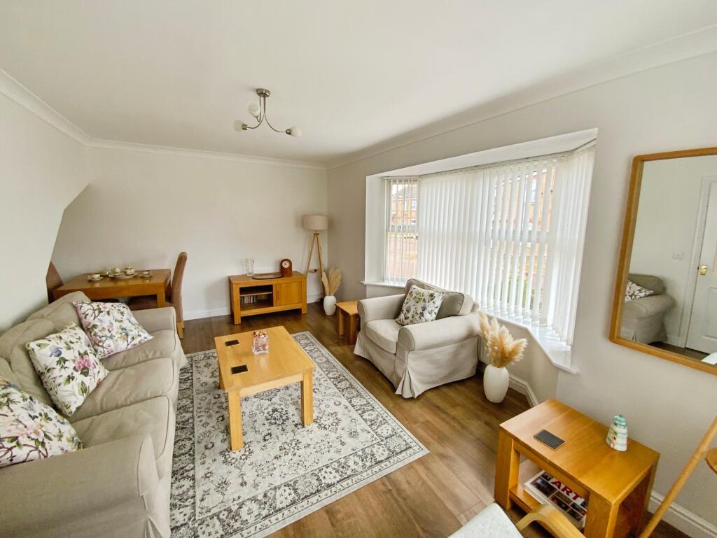 The Glade, Withernsea, HU19 photo 2