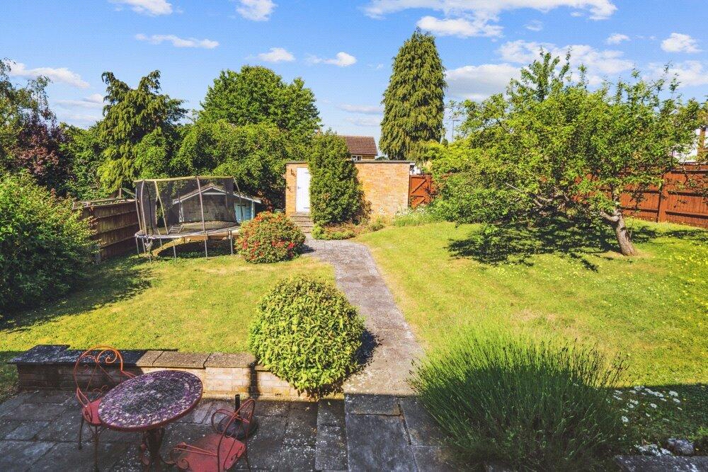 House in Slough - View 2