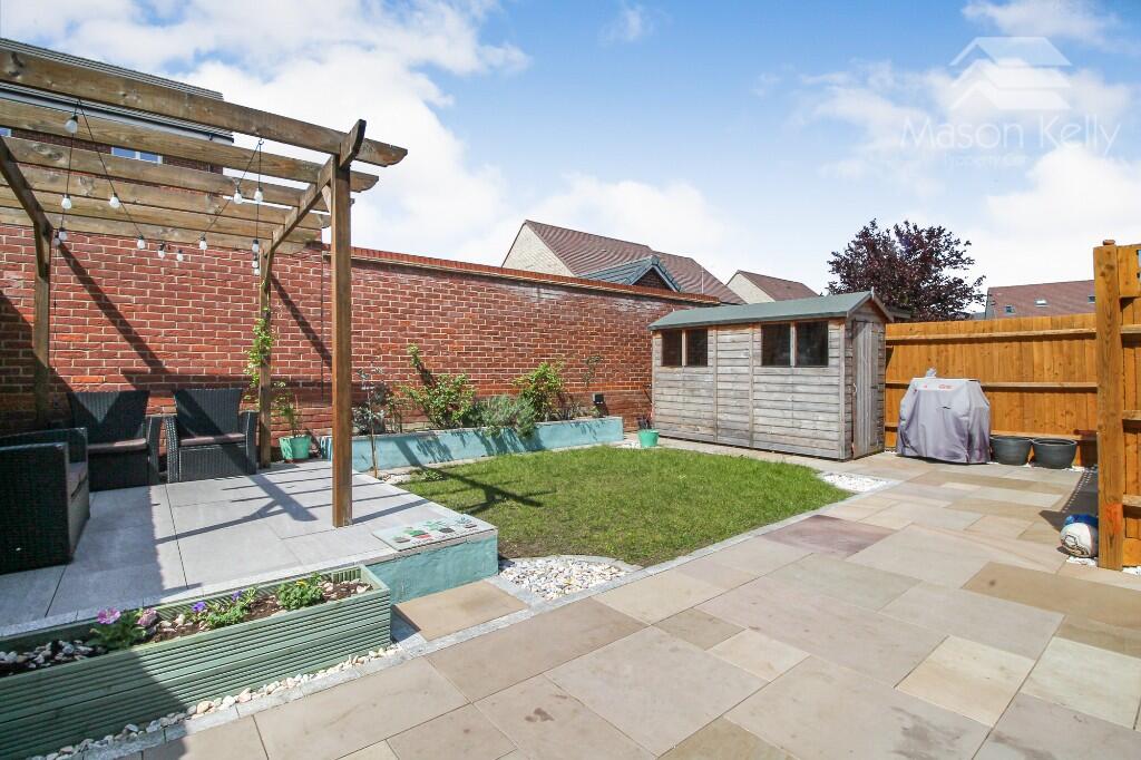 House in Milton Keynes, Newton Leys, Bletchley and Fenny Stratford - View 2