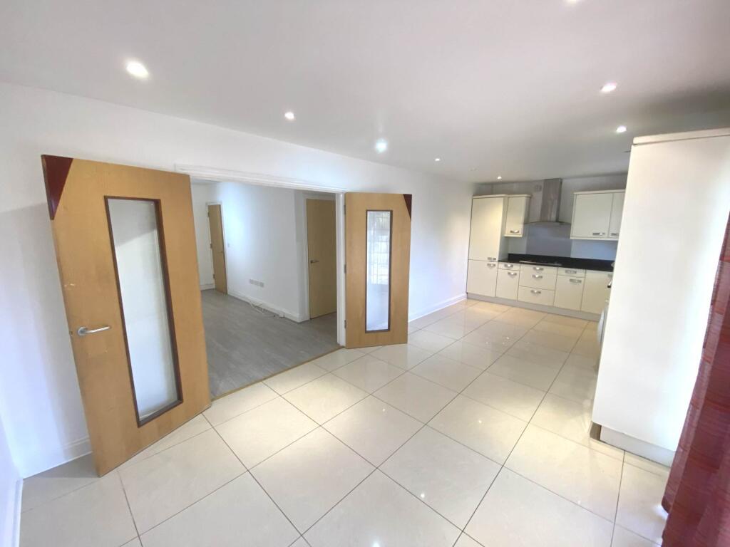 House in Watford - View 4