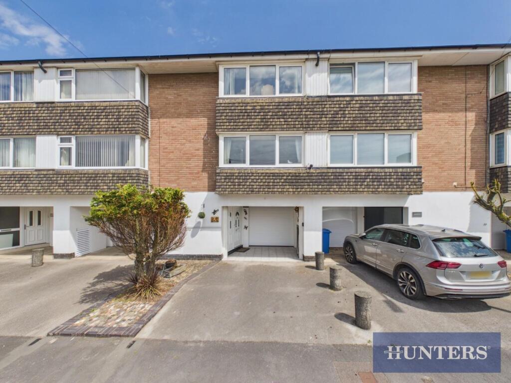 Main image of property: Shaftesbury Road, Bridlington